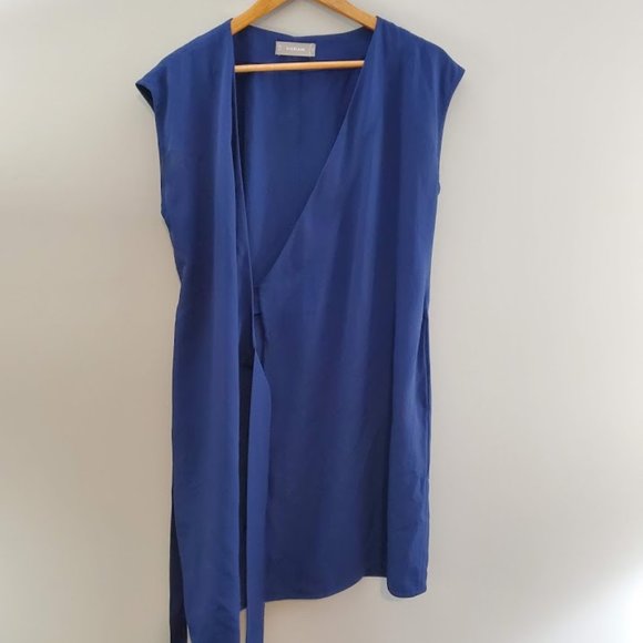 Everlane GoWeave Short-Sleeve Mini Wrap Dress - Picture 2 of 6